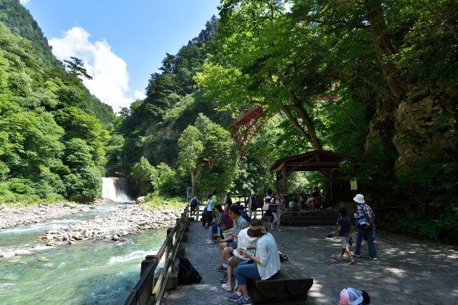 河原展望台・足湯