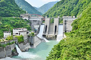 宇奈月ダム・うなづき湖