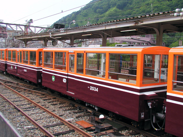 旅客車の紹介 黒部峡谷トロッコ電車 黒部峡谷鉄道トロッコ電車