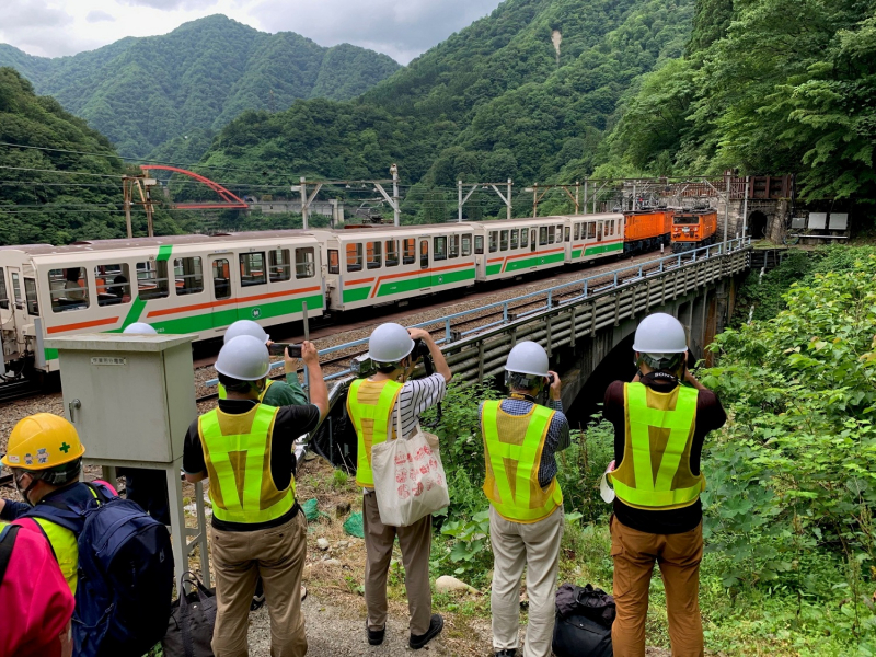 内燃機関車で行く途中下車の旅 ~森石・柳橋散策編~