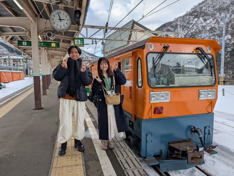 トロッコ電車に乗って新山彦橋から白銀の黒部峡谷を鑑賞「冬の黒部峡谷プレミアムツアー」開催について